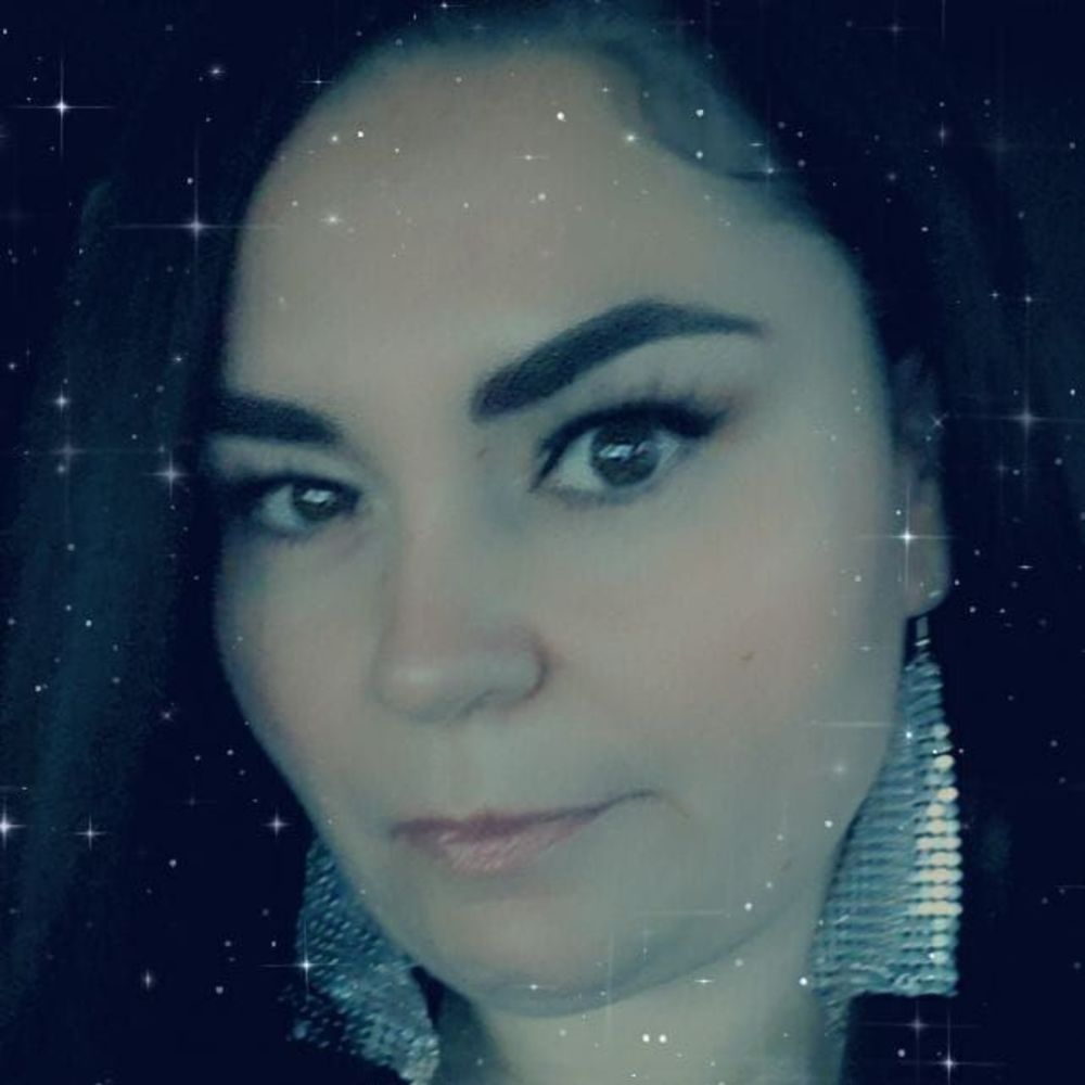 Meet your Posher, Bina